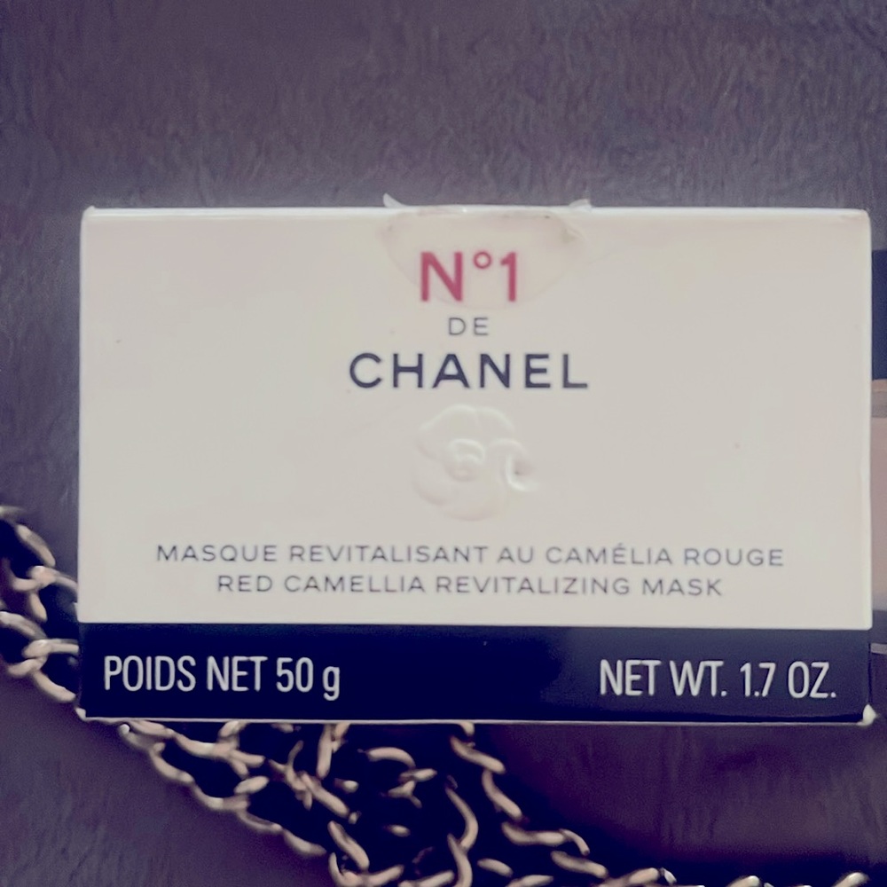 CHANEL N°1 DE CHANEL Red Camelia REVITALIZING MASK. New - Picture 4 of 9